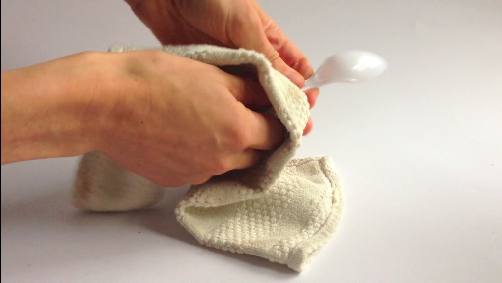 images/mending2.jpg